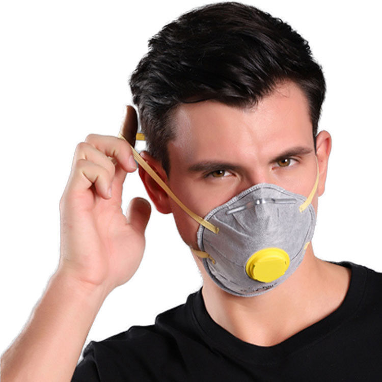 Máscara ativada anti poeira do copo FFP2 do carbono, máscara de poeira não tecida descartável com válvula